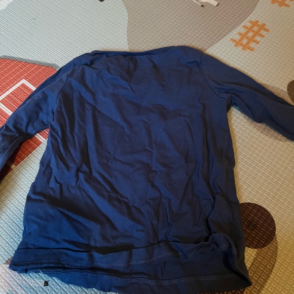 OshKosh toddler long sleeve shirt size 24M - Picture 2 of 2